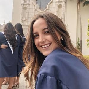 Meet your Posher, Mariela